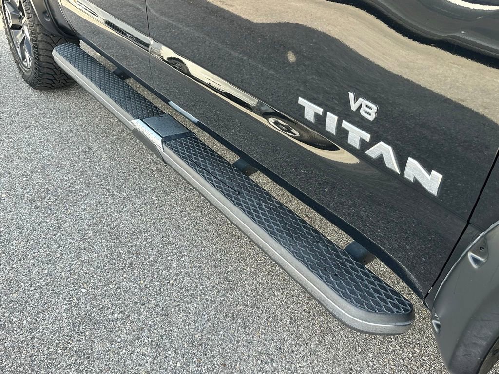 Used 2021 Nissan Titan Platinum Reserve image 23