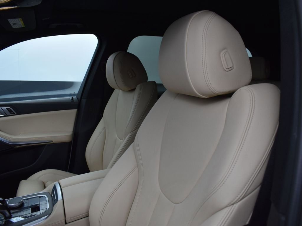 Used 2022 BMW X5 sDrive40i w/ Premium Package RWD image 12