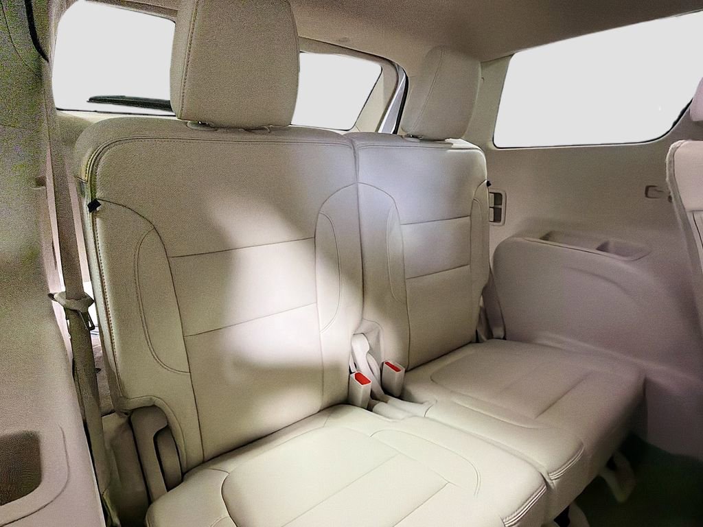 Used 2021 GMC Acadia Denali w/ Denali Ultimate Package image 28