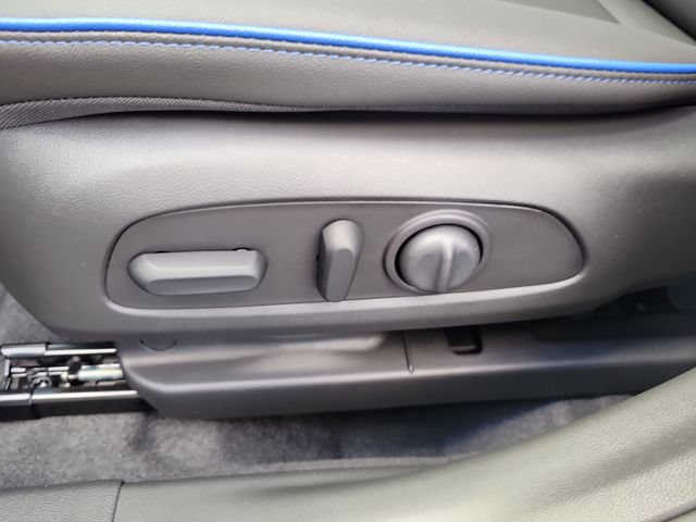New 2026 Buick Envista Sport Touring w/ Convenience I Package FWD image 17