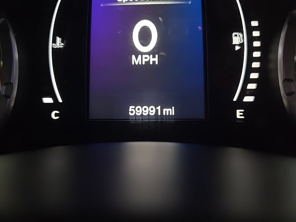 Used 2016 Jeep Renegade Latitude w/ Cold Weather Group AWD/4WD image 25