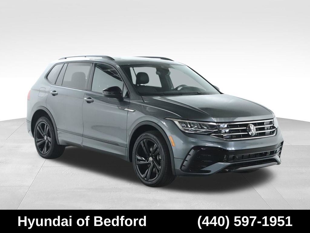 Used 2023 Volkswagen Tiguan SE R-Line FWD image 10
