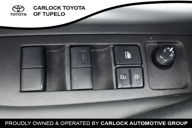 Used 2025 Toyota Corolla SE FWD image 19
