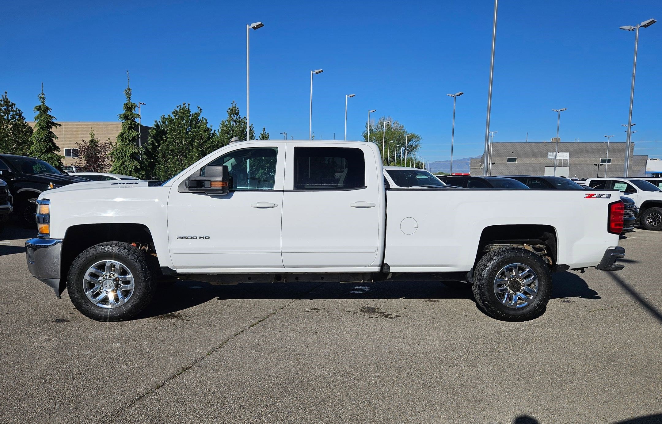 Used 2018 Chevrolet Silverado 3500 LT w/ LT Convenience Package AWD/4WD image 7