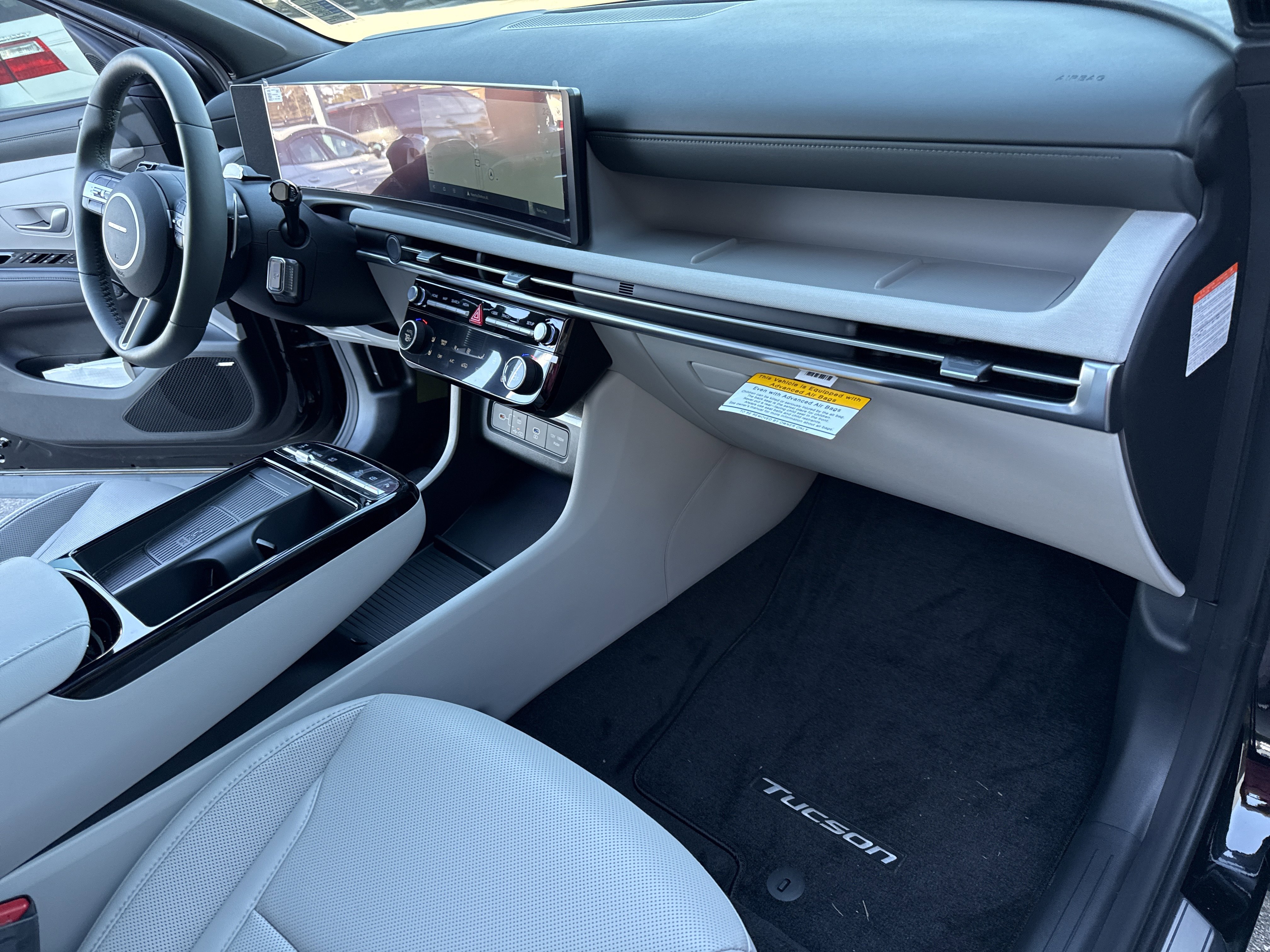 New 2026 Hyundai Tucson Limited w/ Tow & Go Package image 17