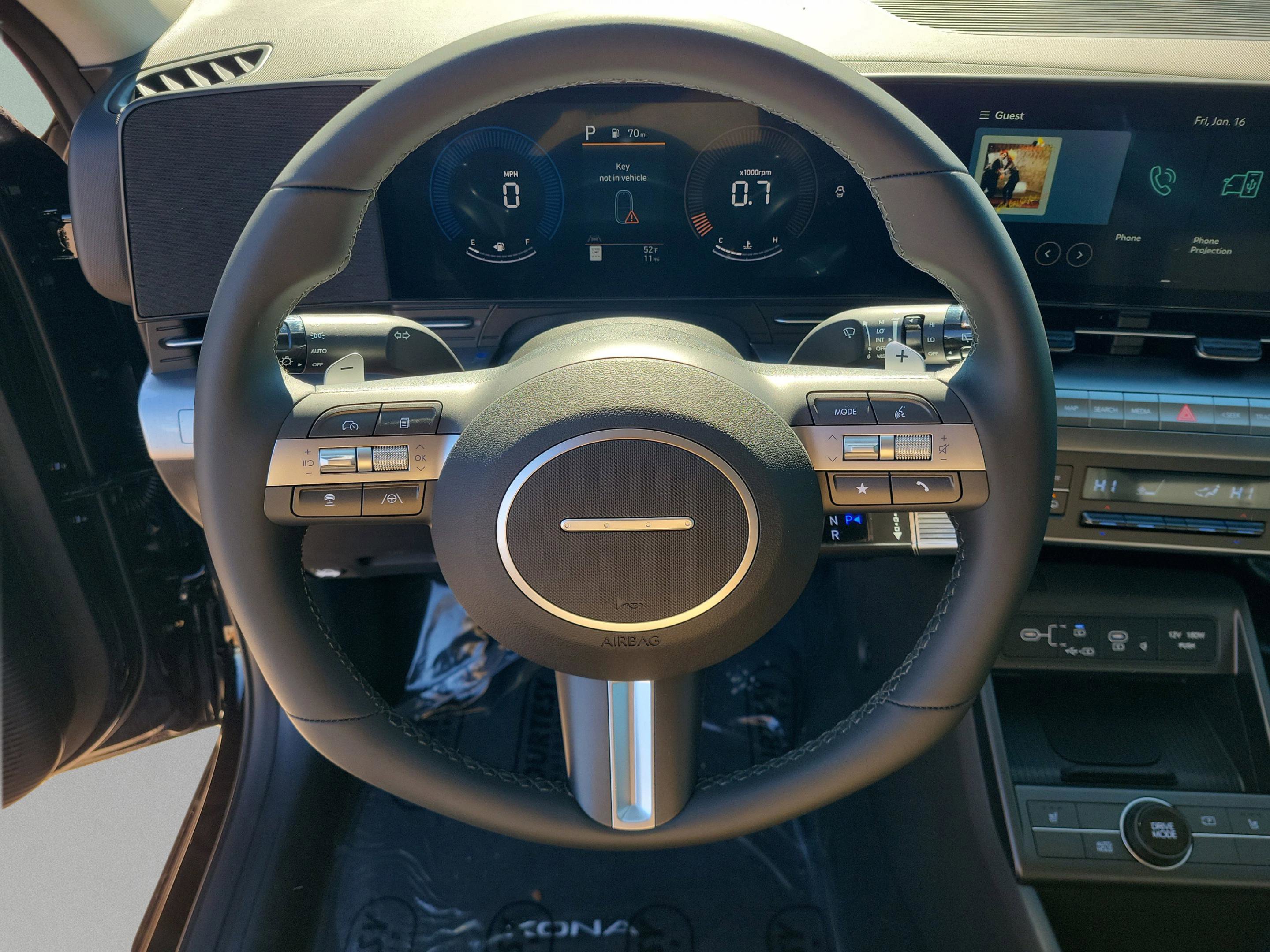 New 2026 Hyundai Kona SEL Premium image 17