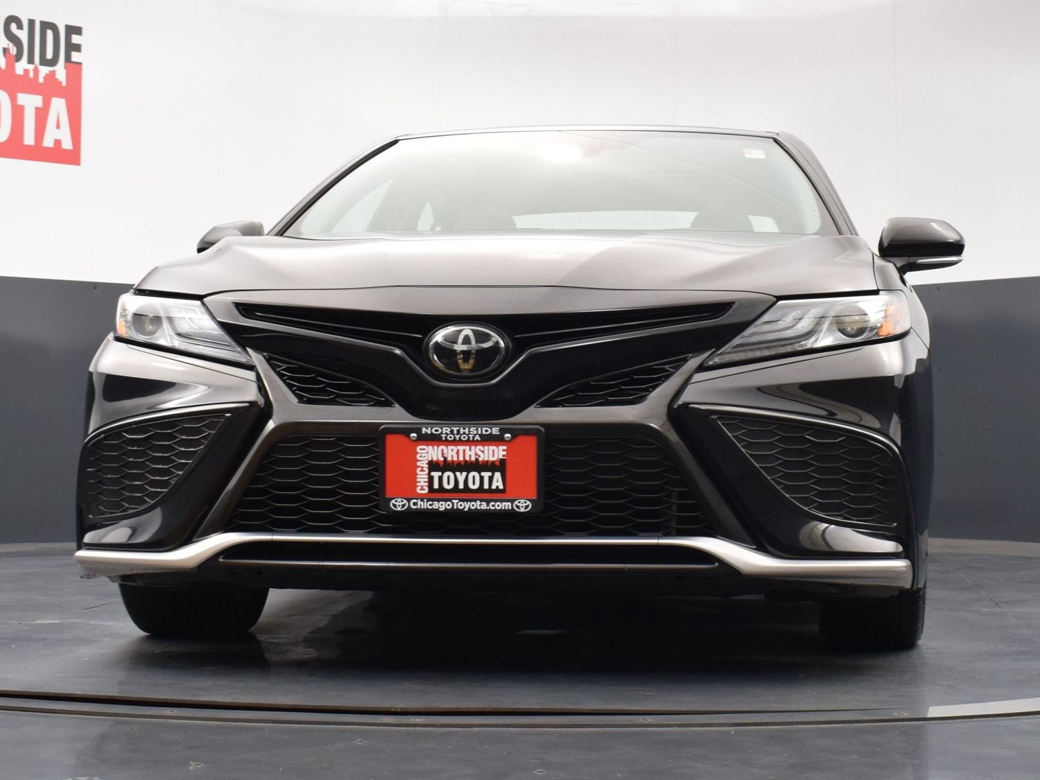 Used 2022 Toyota Camry XSE FWD image 33