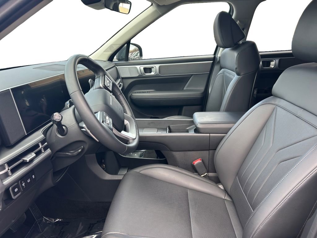 Used 2026 Hyundai Santa Fe SEL image 9