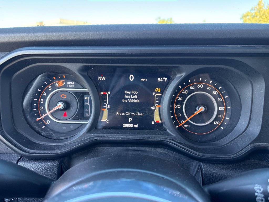 Used 2024 Jeep Wrangler Unlimited Sahara AWD/4WD image 22