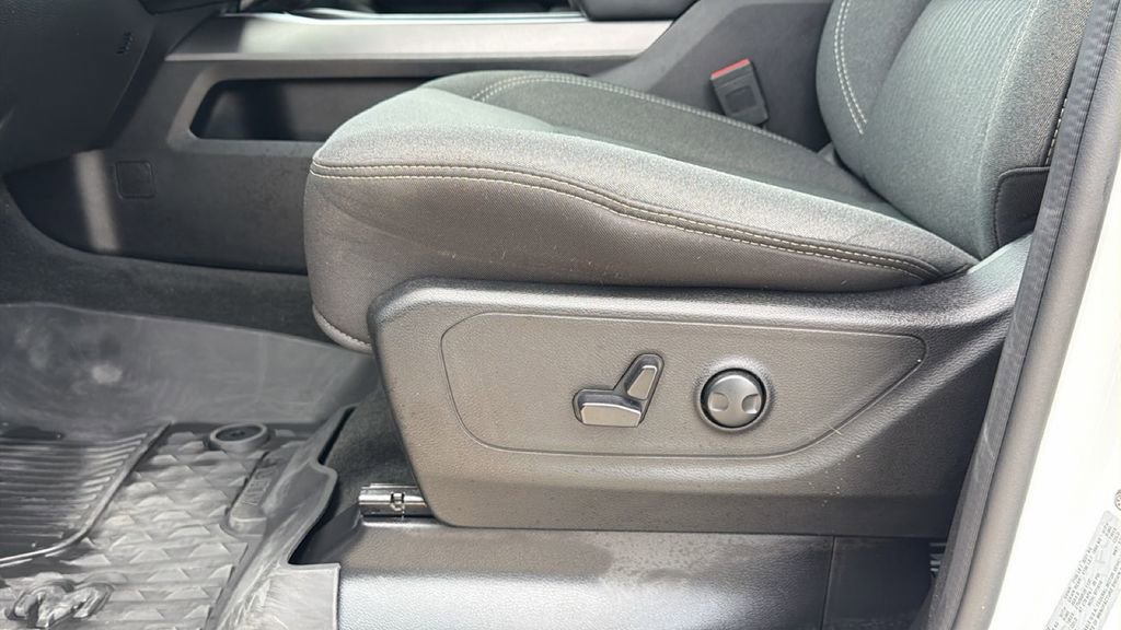 Used 2023 RAM 1500 Lone Star AWD/4WD image 14