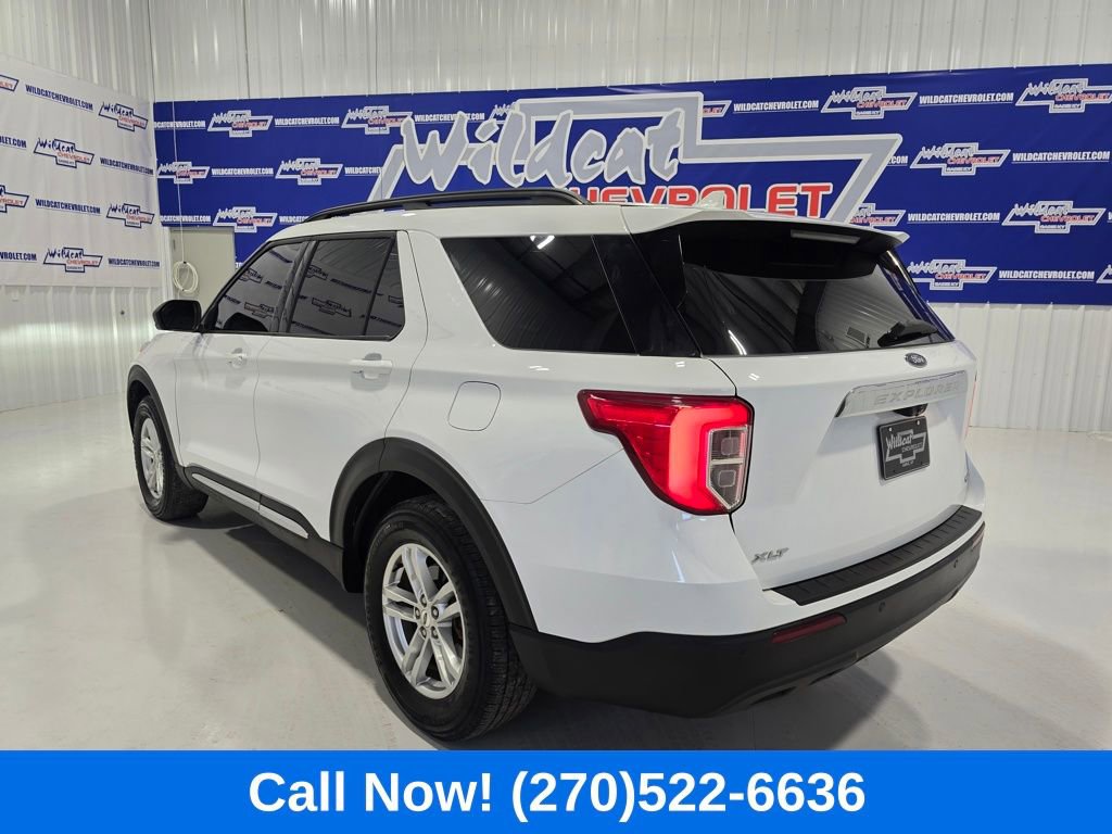 Used 2020 Ford Explorer XLT w/ Comfort Package image 5