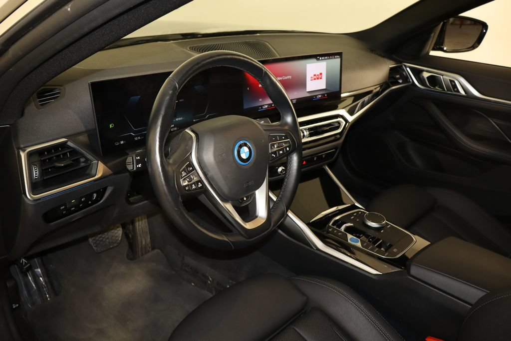 Used 2023 BMW i4 eDrive35 RWD image 28