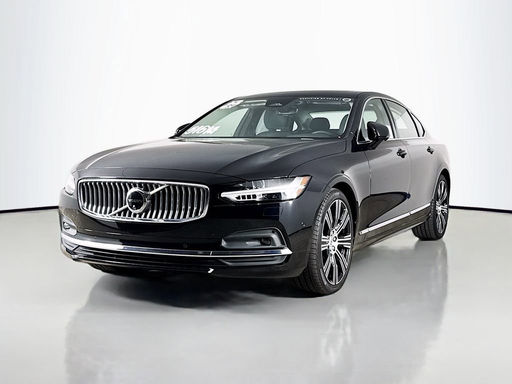 Certified 2025 Volvo S90 B6 Plus image 3