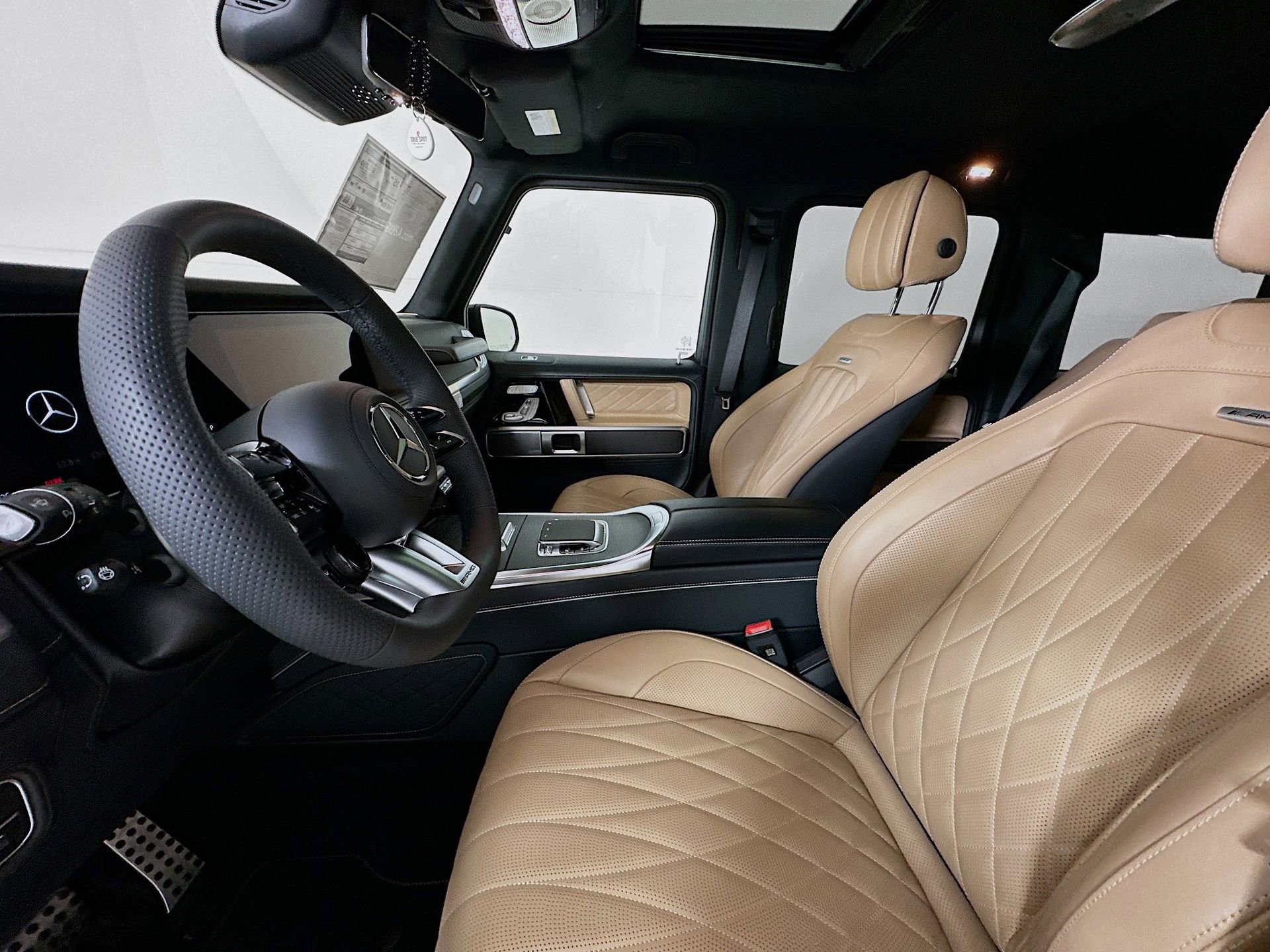 New 2026 Mercedes-Benz G 63 AMG 4MATIC image 23
