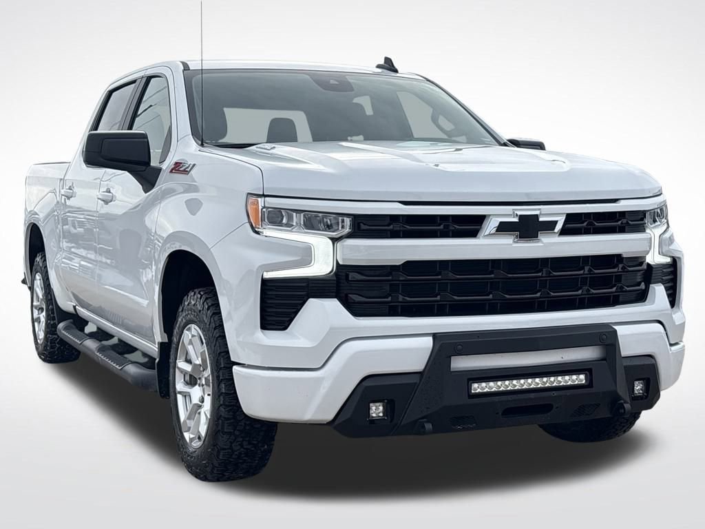 Used 2024 Chevrolet Silverado 1500 RST image 9