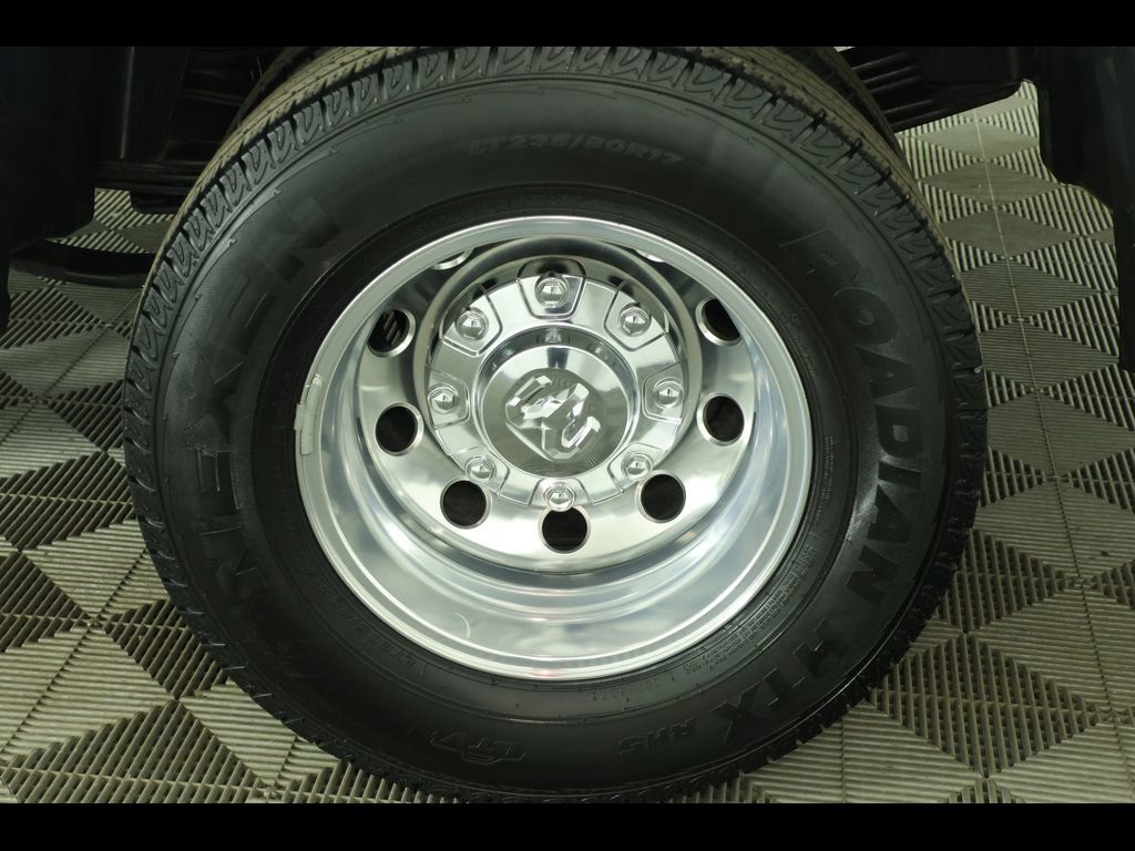 Used 2025 RAM 3500 Tradesman w/ Chrome Appearance Group AWD/4WD image 22