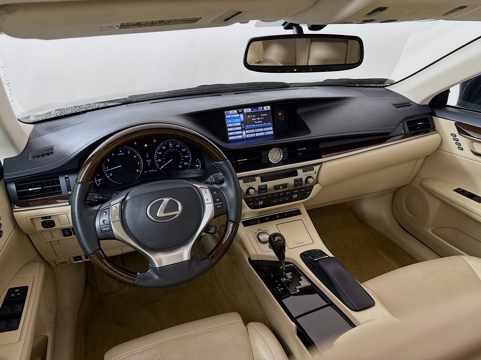 Used 2014 Lexus ES 350 w/ Ultra Luxury Package image 23