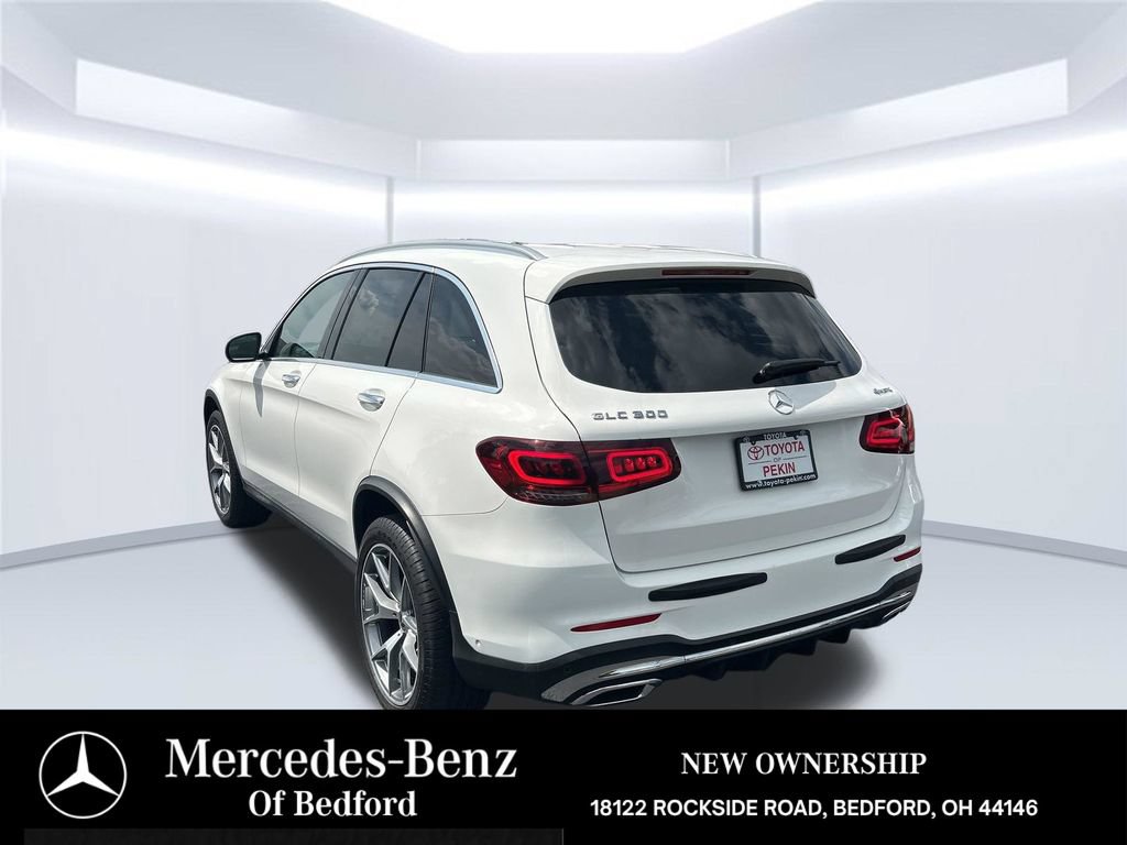 Used 2022 Mercedes-Benz GLC 300 4MATIC image 3