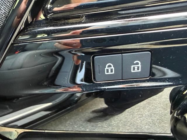 Used 2024 Land Rover Range Rover Sport Dynamic SE AWD/4WD image 33
