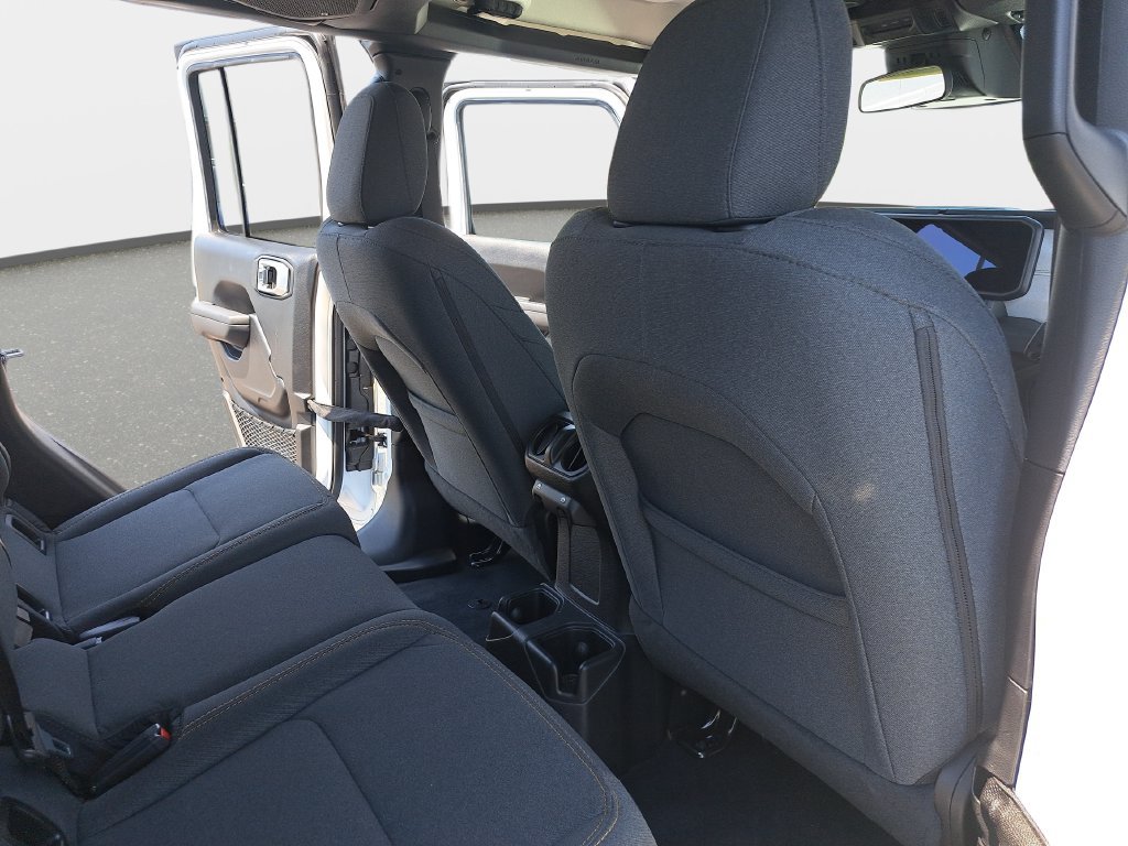 New 2026 Jeep Gladiator Sport AWD/4WD image 11
