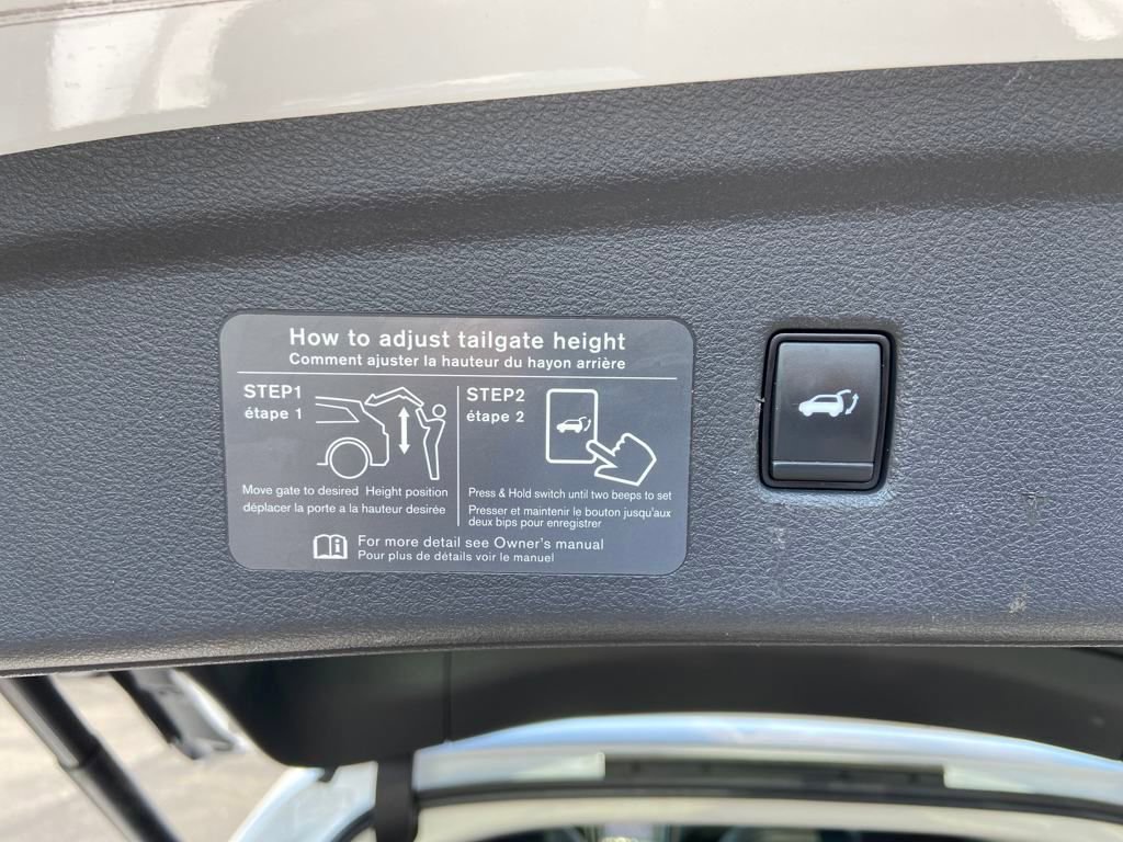 Used 2022 INFINITI QX50 Luxe image 16