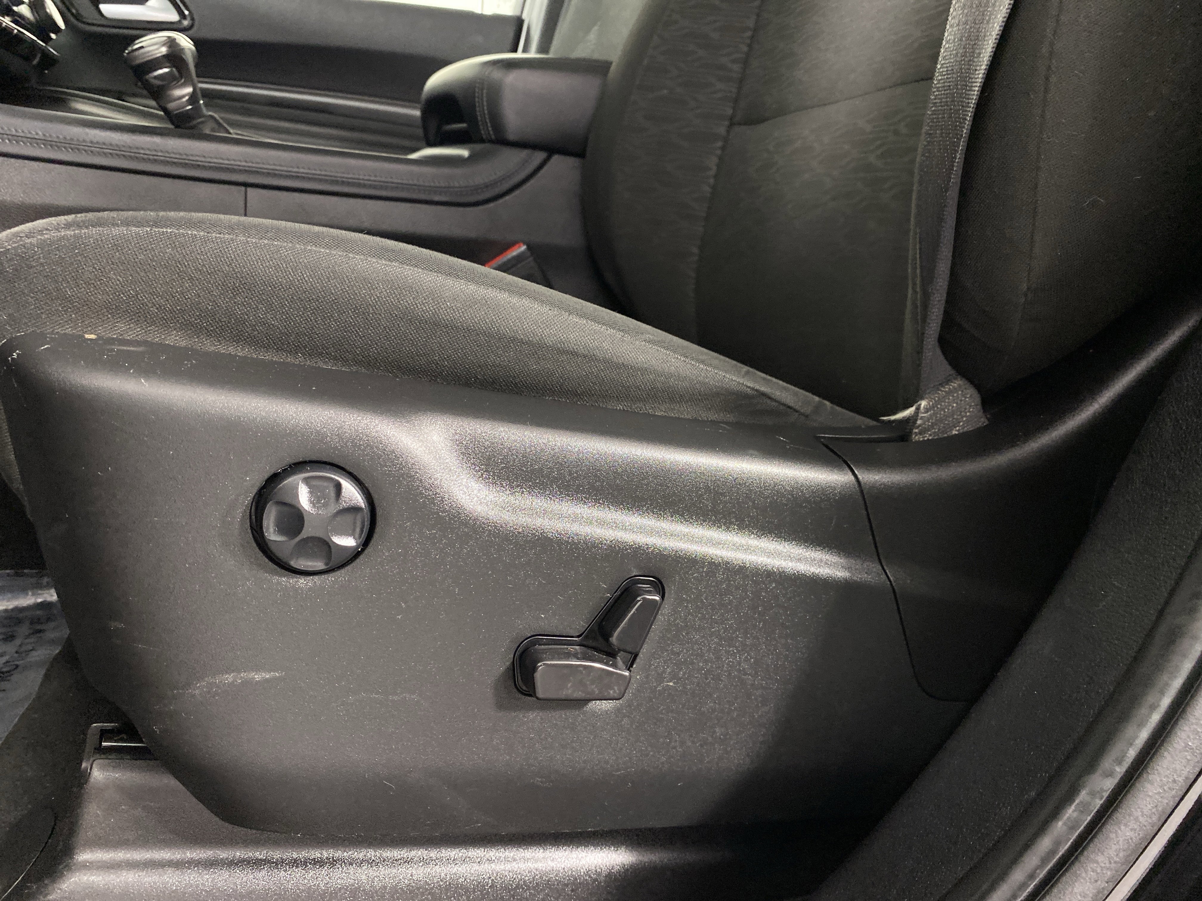 Used 2023 Dodge Durango SXT w/ Quick Order Package 2BK image 18