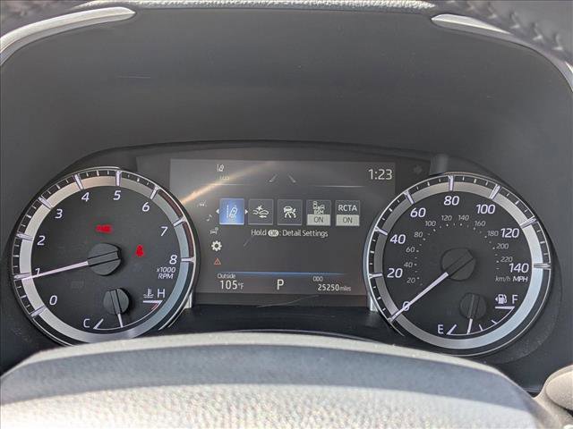 Used 2023 Toyota Highlander XLE image 11