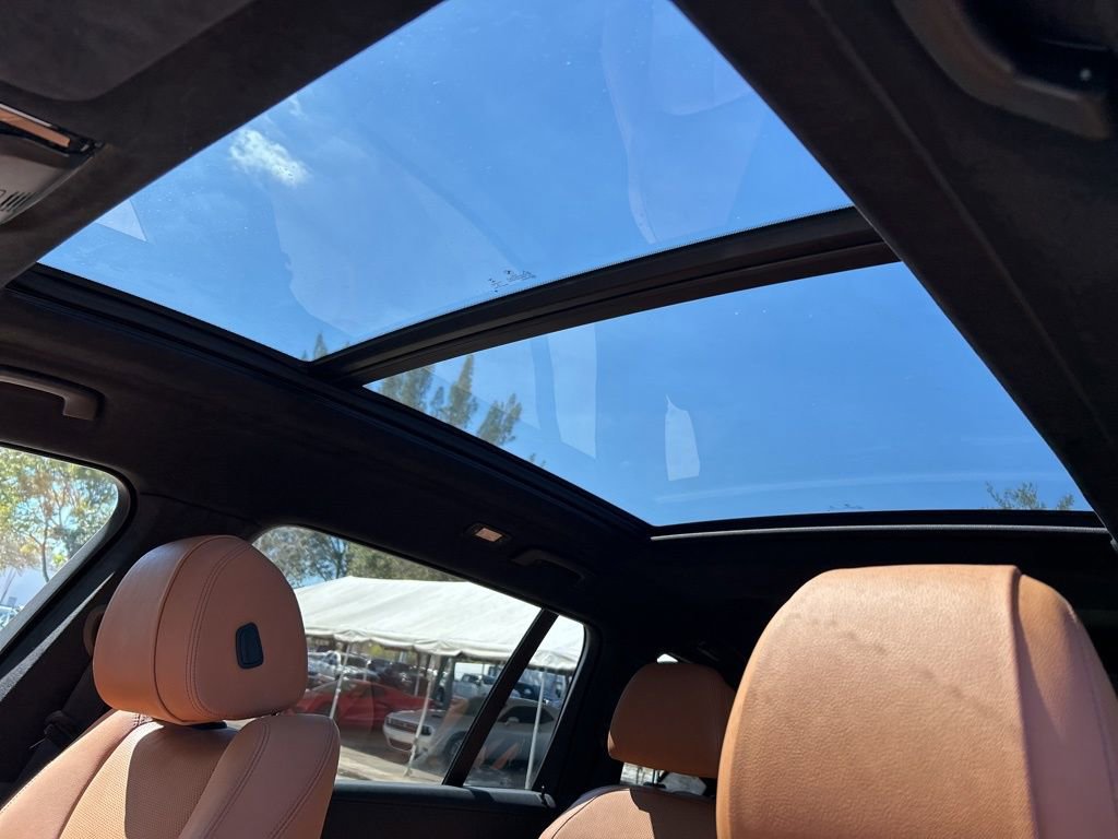 Used 2021 BMW X7 xDrive40i w/ M Sport Package image 14