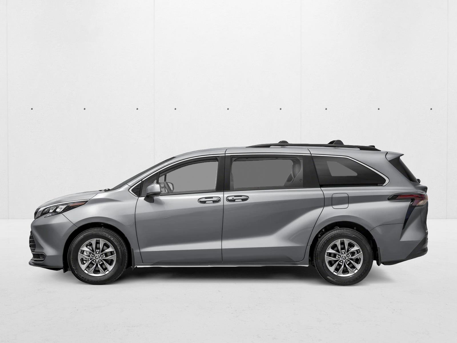 New 2026 Toyota Sienna LE FWD video 3