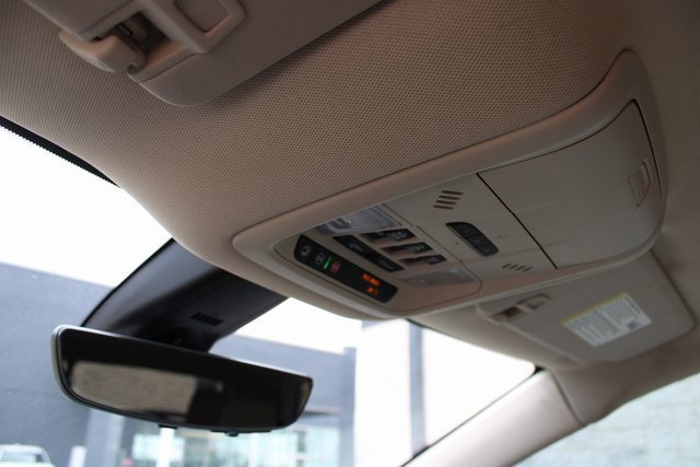 Used 2023 Buick Enclave Avenir w/ Avenir Technology Package image 29