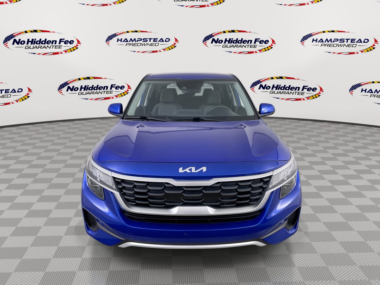 Used 2023 Kia Seltos LX AWD/4WD image 4