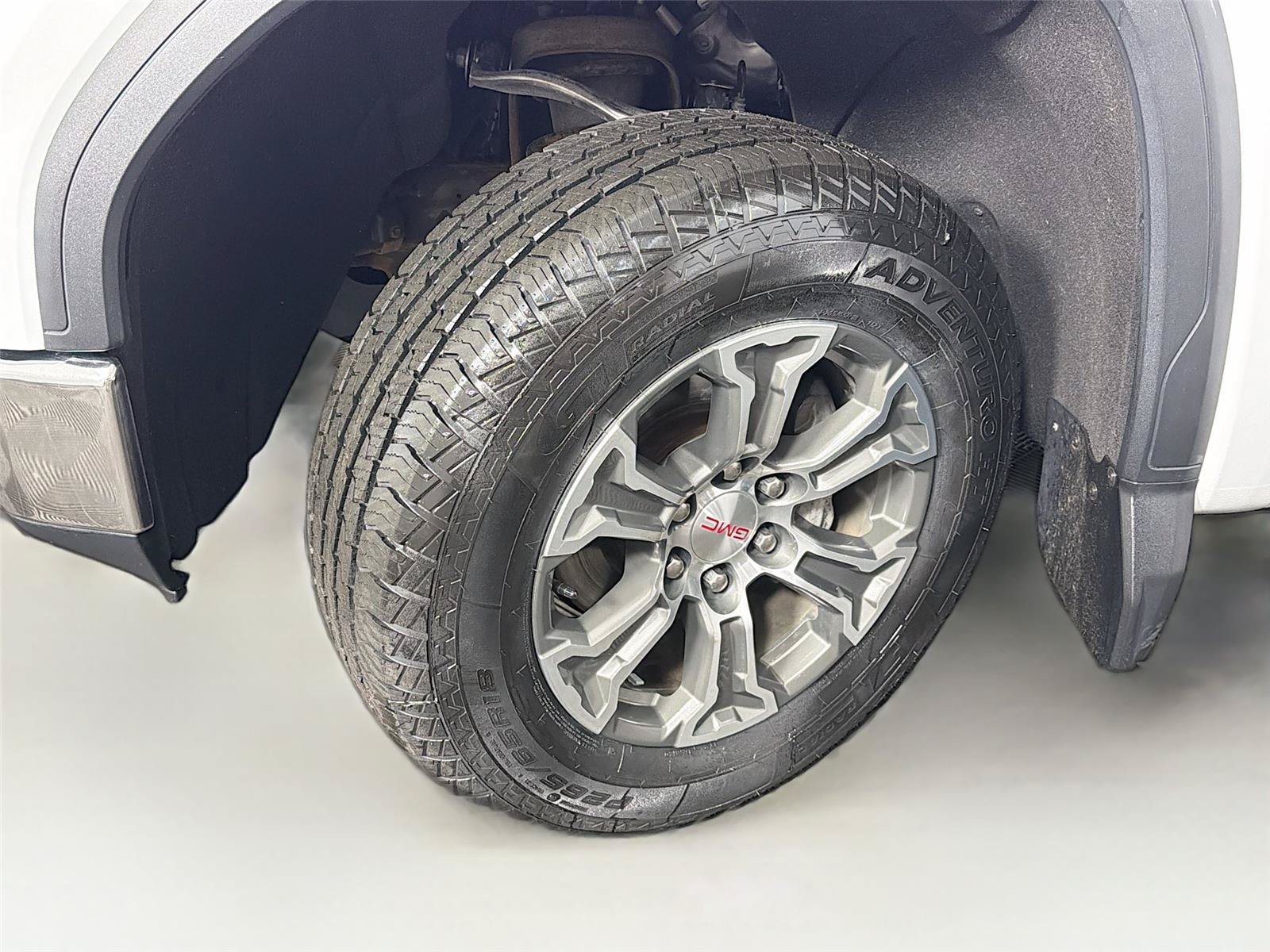Used 2020 GMC Sierra 1500 SLE w/ SLE Value Package AWD/4WD image 37