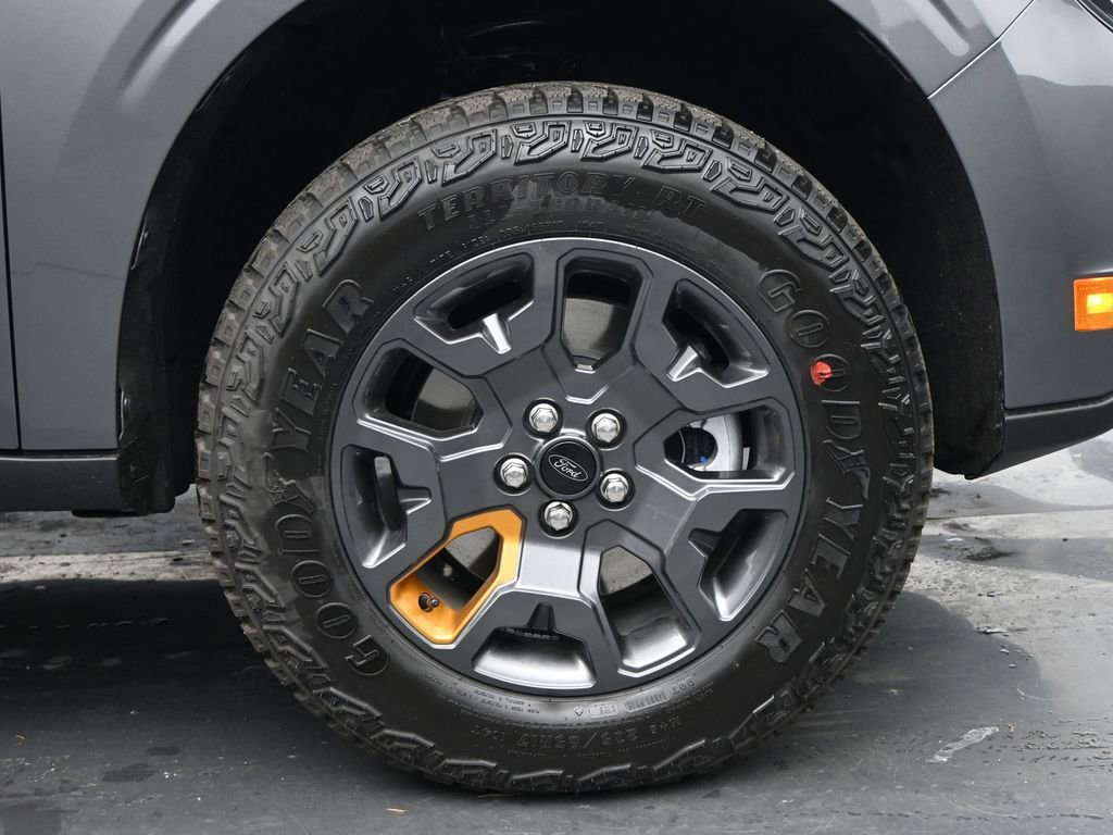 New 2026 Ford Maverick Tremor image 36