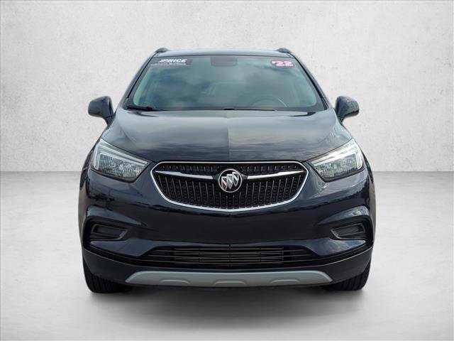 Used 2022 Buick Encore Preferred AWD/4WD image 2