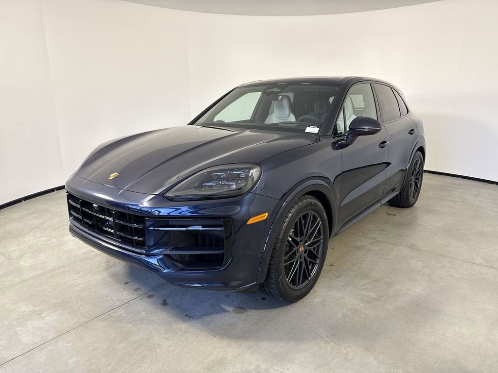 New 2026 Porsche Cayenne GTS image 1