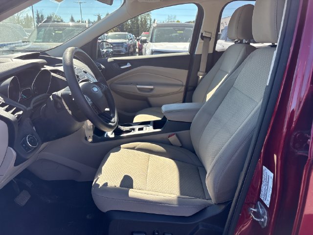 Used 2017 Ford Escape SE AWD/4WD image 10
