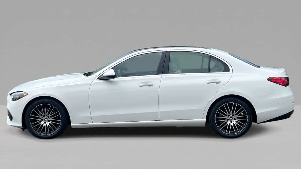Used 2026 Mercedes-Benz C 300 4MATIC Sedan image 5