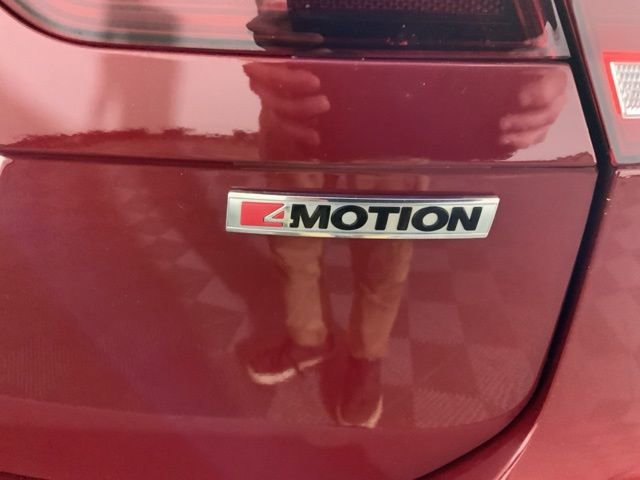 Used 2019 Volkswagen Tiguan SEL Premium w/ 3rd Row Seat Package image 16