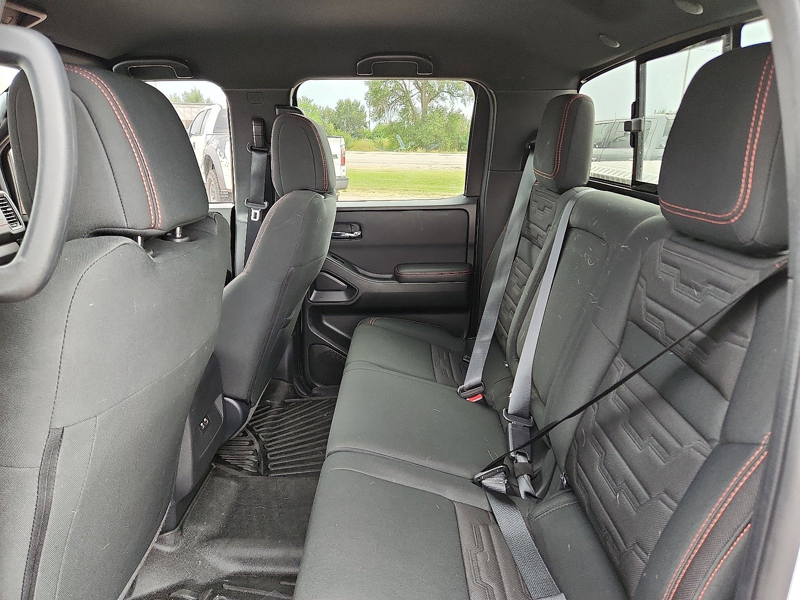 Used 2023 Nissan Frontier PRO-4X w/ Technology Package image 9