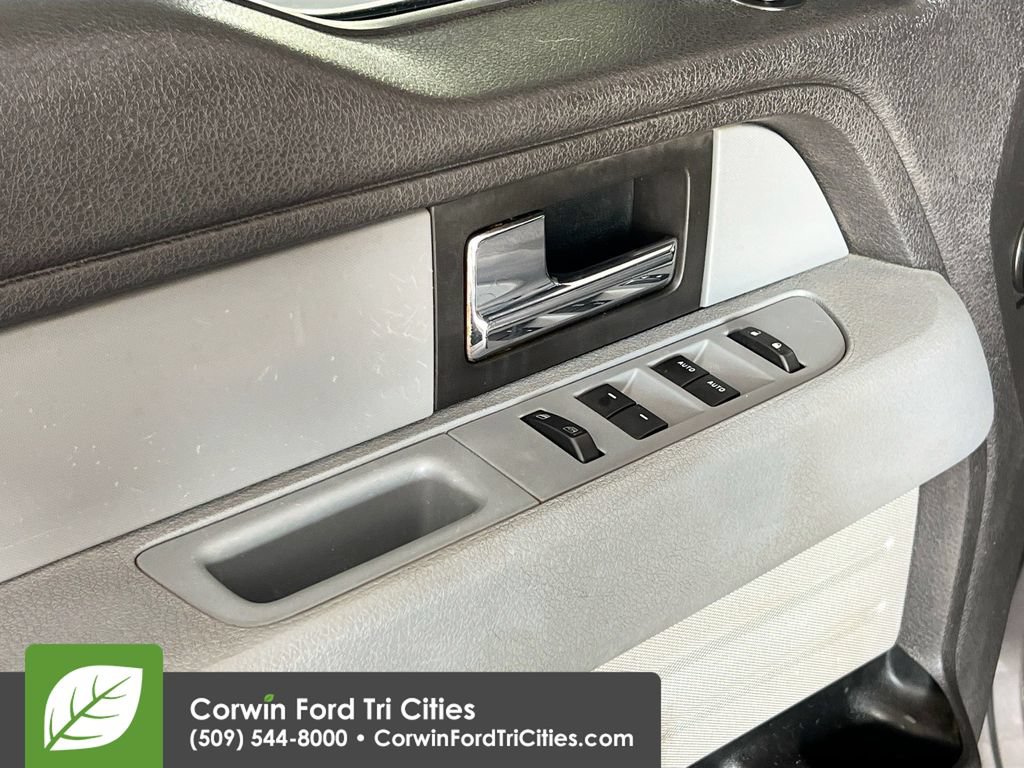 Used 2012 Ford F150 XLT w/ XLT Chrome Pkg AWD/4WD image 12