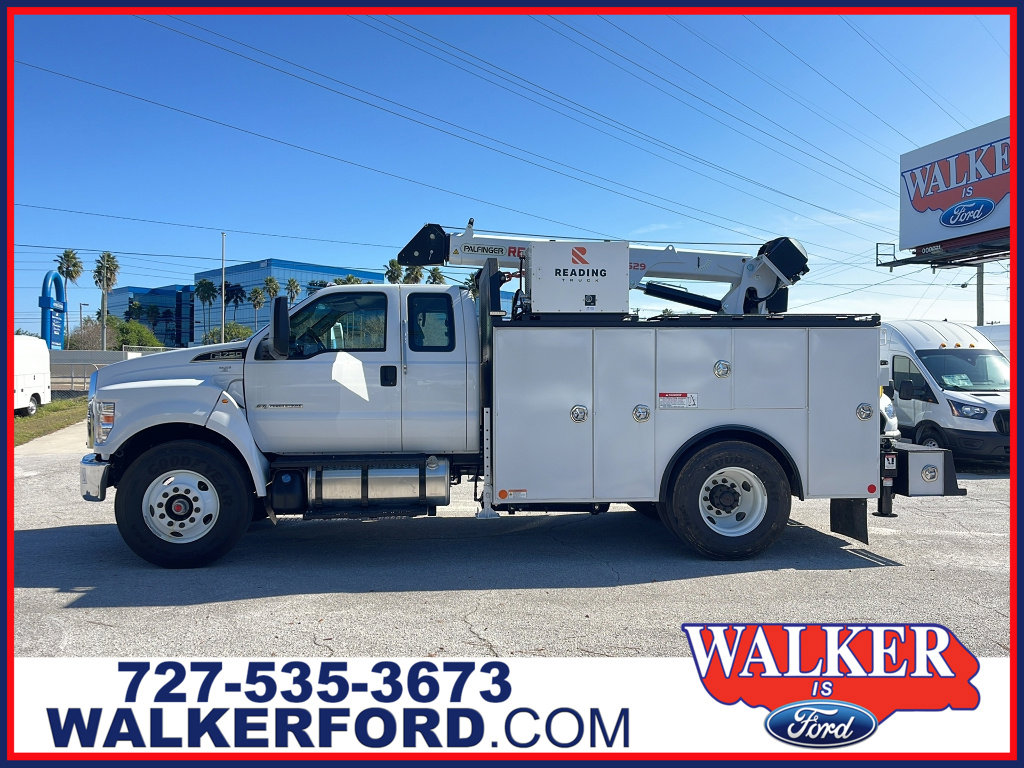 New 2026 Ford F750 2WD SuperCab Super Duty image 1