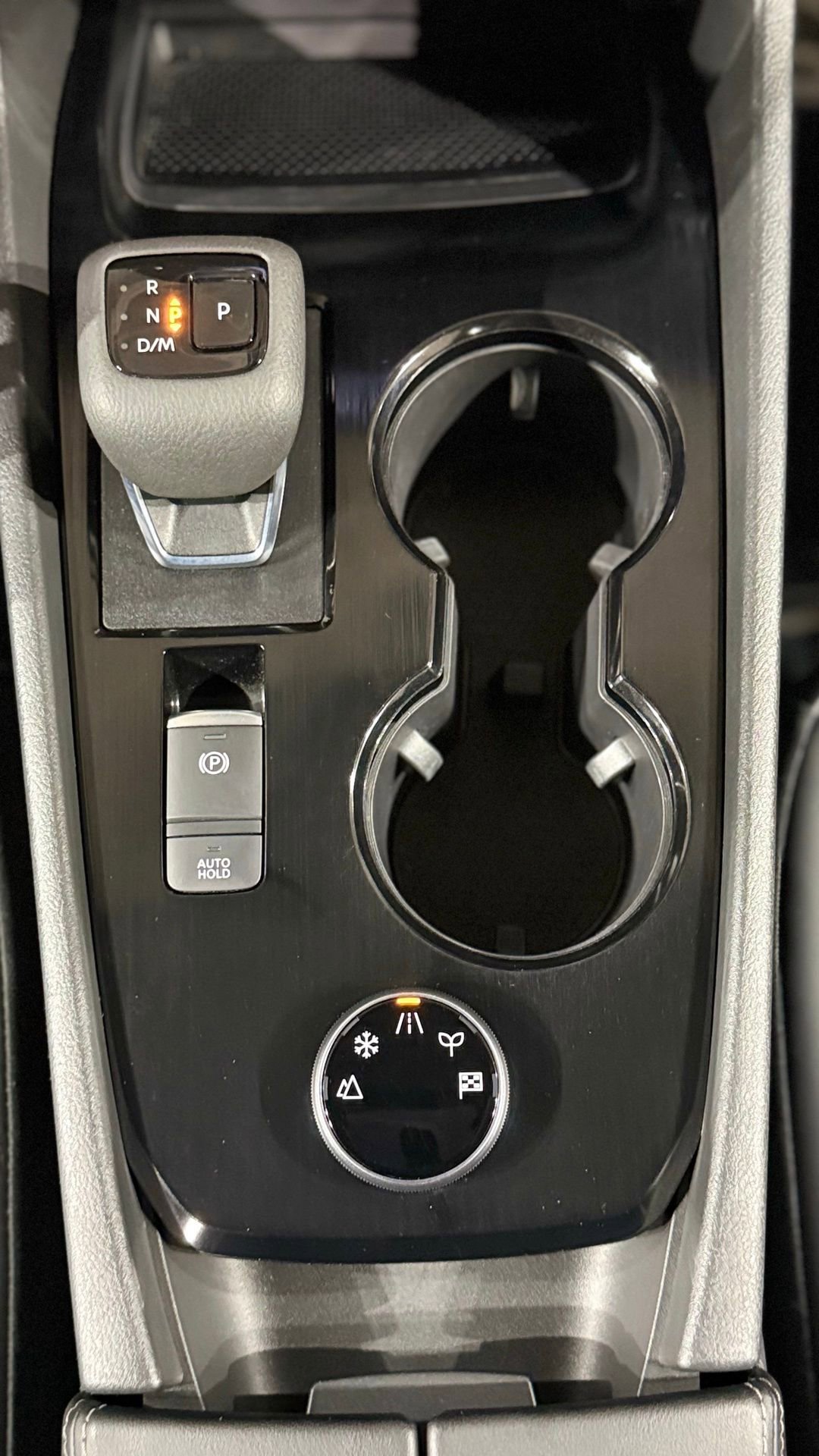 Used 2023 Nissan Rogue SV w/ SV Premium B Package image 82