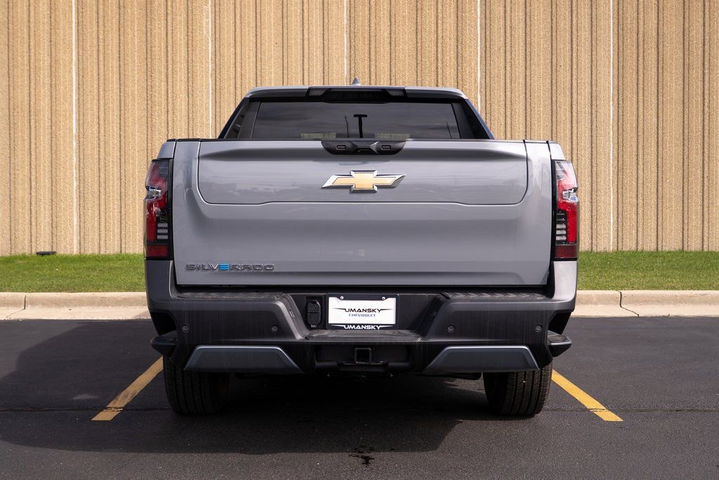 New 2025 Chevrolet Silverado EV LT image 5