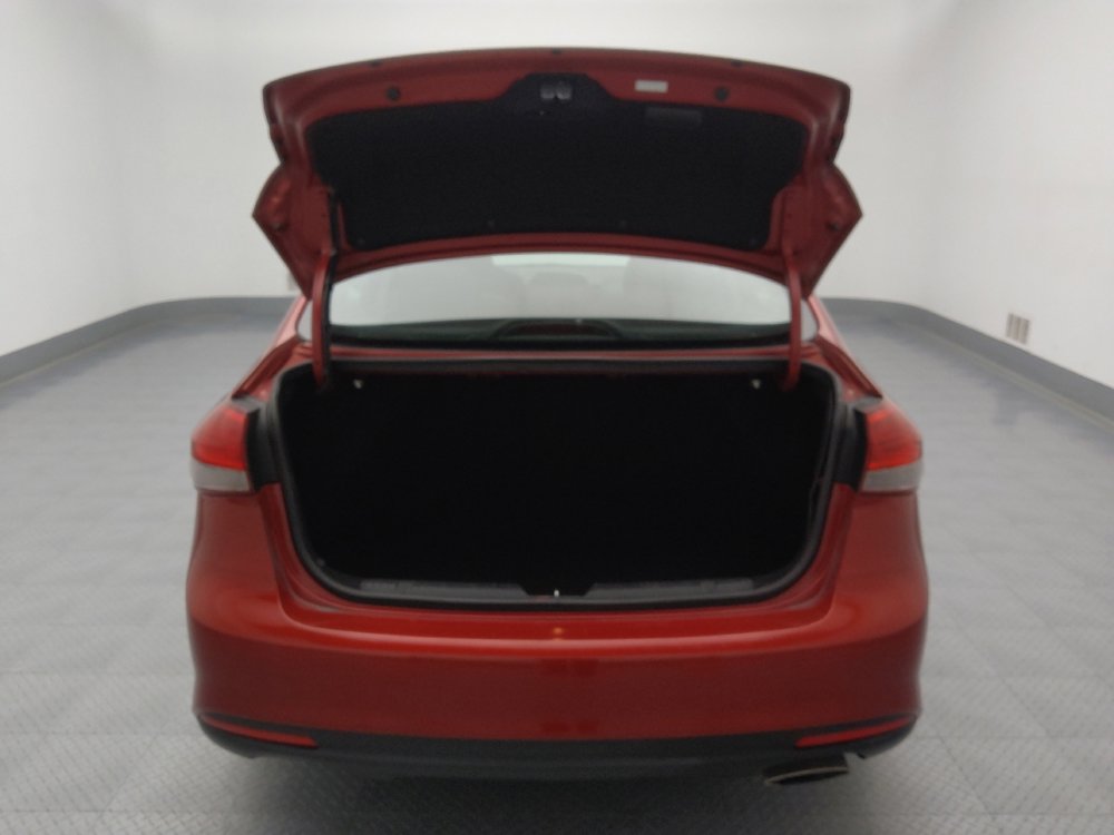 Used 2017 Kia Forte S image 29