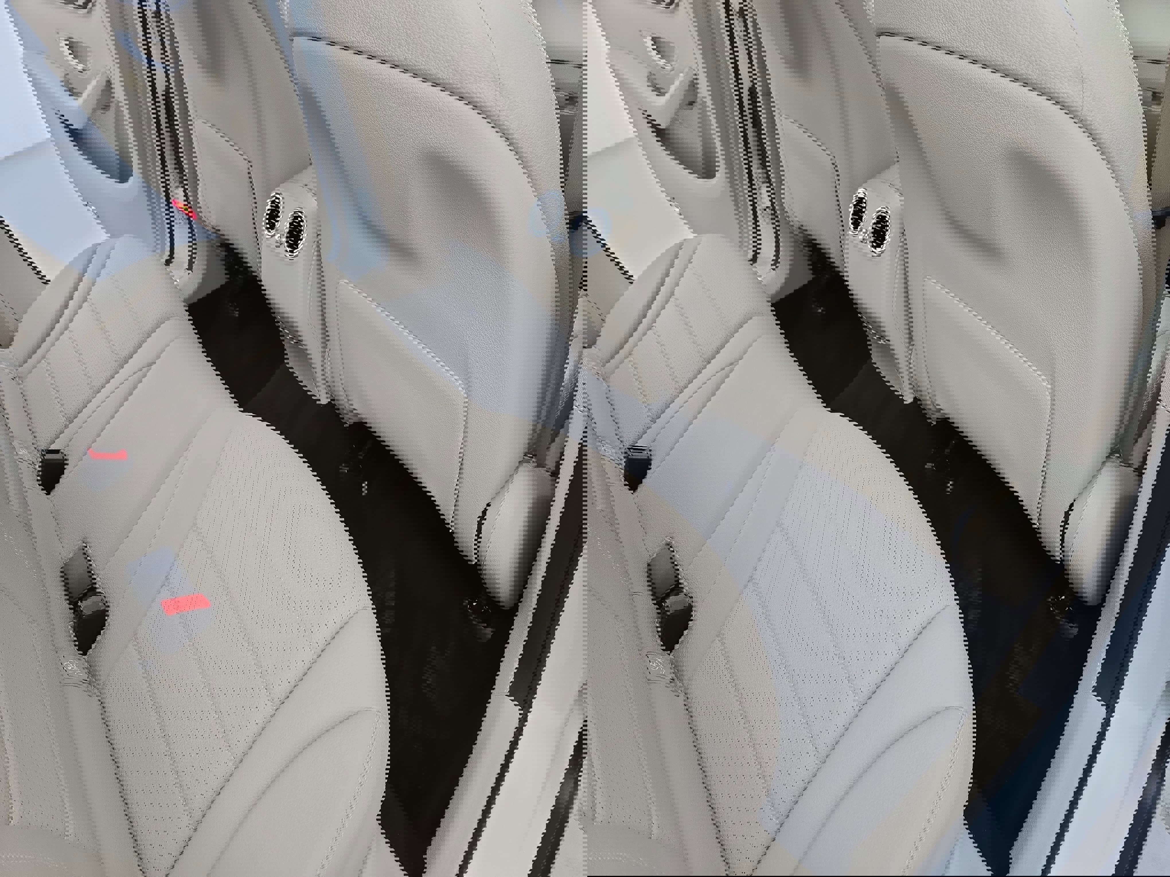 Used 2017 Mercedes-Benz GLC 300 4MATIC image 11