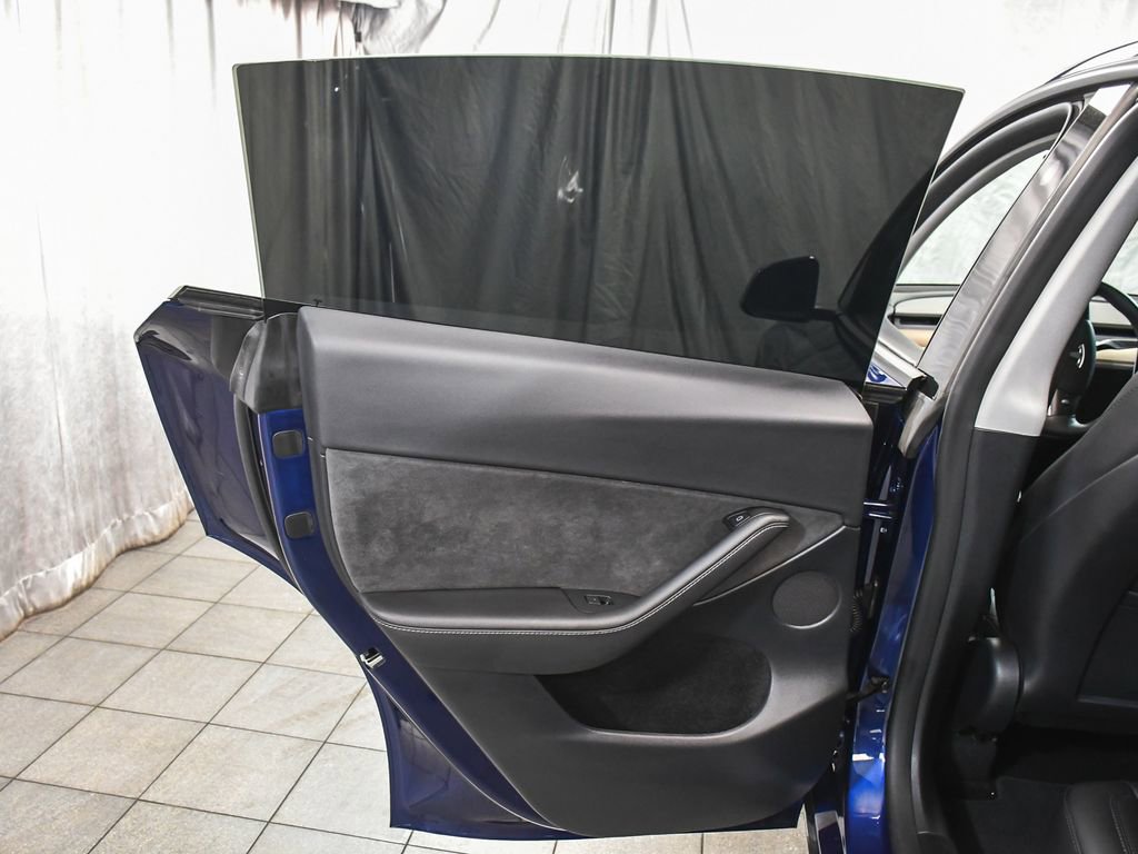Used 2023 Tesla Model Y Performance AWD/4WD image 14