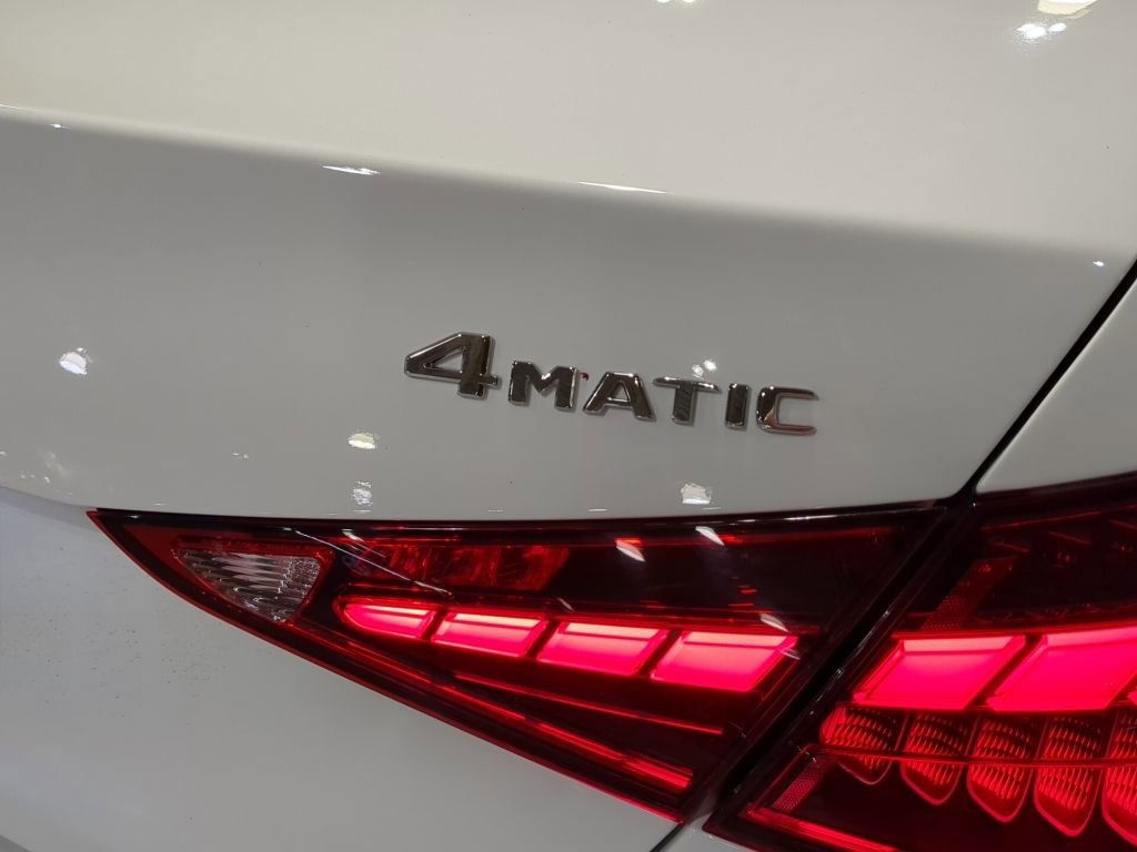 Used 2022 Mercedes-Benz C 300 4MATIC Sedan image 8