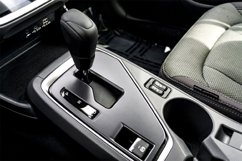 Used 2024 Subaru Crosstrek 2.0i Premium image 25