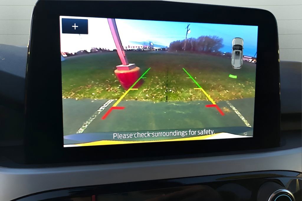 Used 2022 Ford Escape SEL image 19