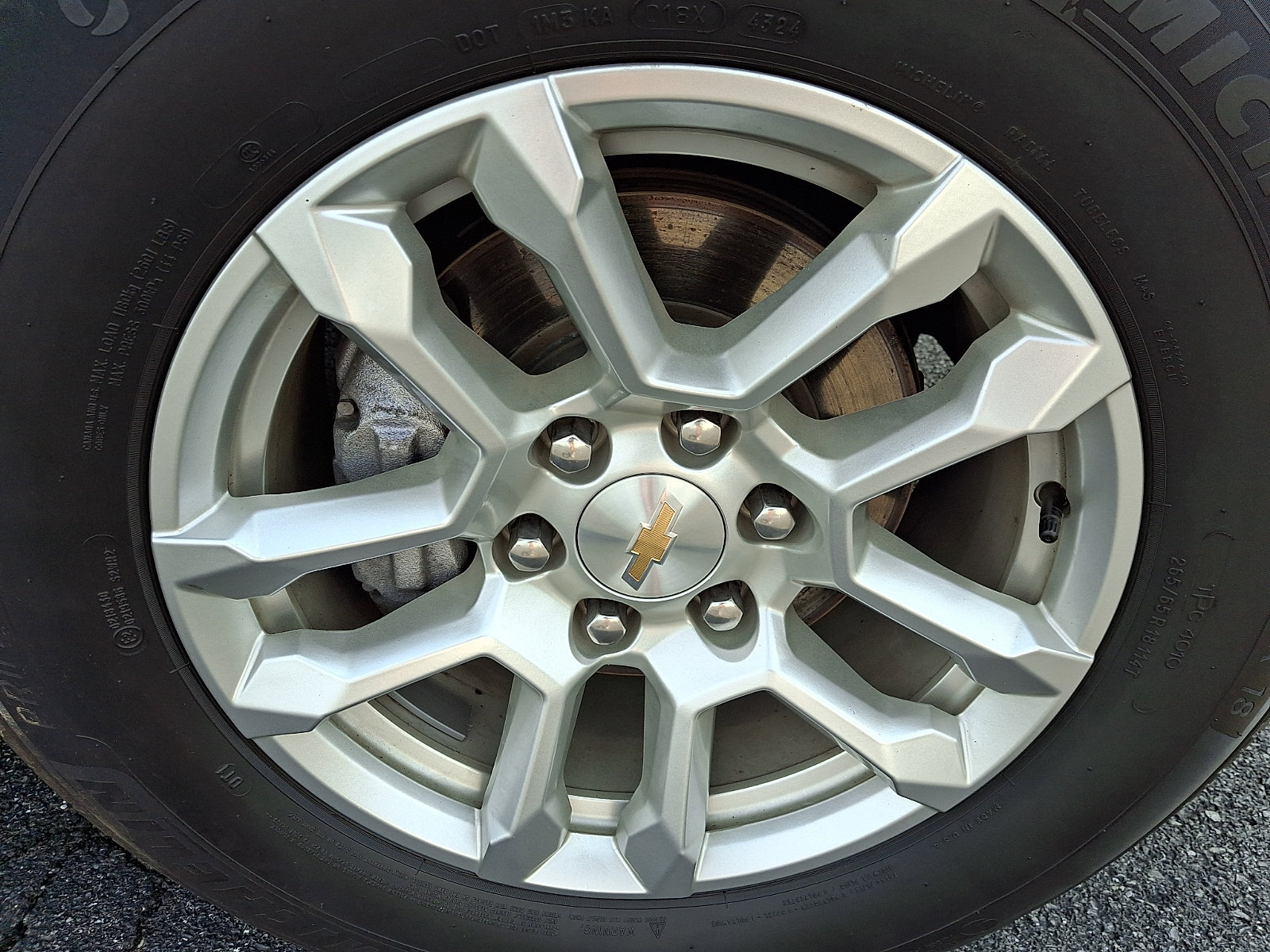 Certified 2025 Chevrolet Tahoe LT AWD/4WD image 8